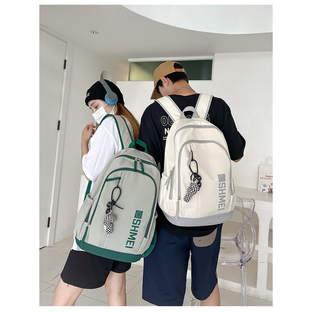กระเป๋าสะพายหลัง